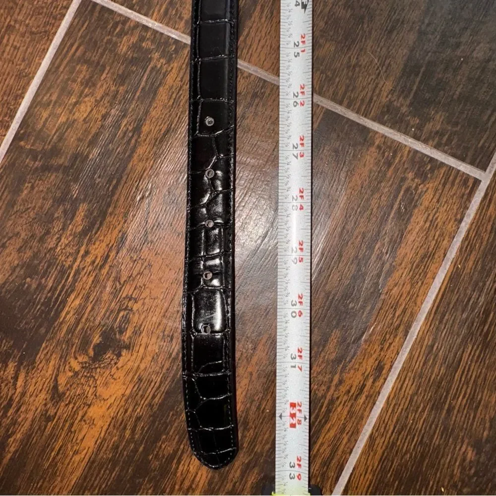 ⸻  🖤 Perry Ellis Black Italian Croco Belt – Size M 🐊 Gold Buckle Elegance